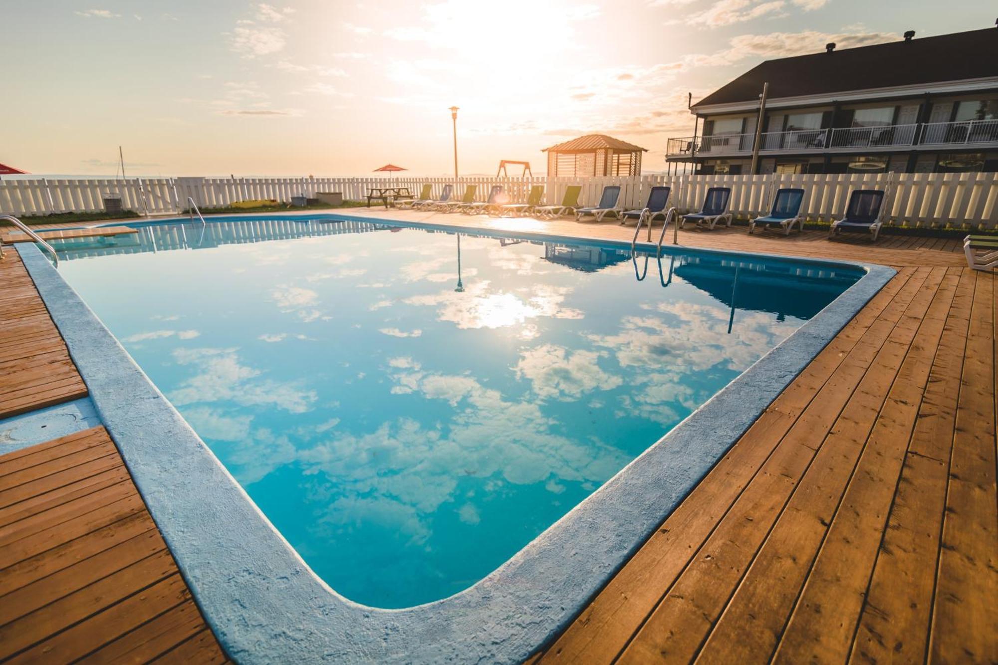 Riotel Carleton-Sur-Mer Экстерьер фото